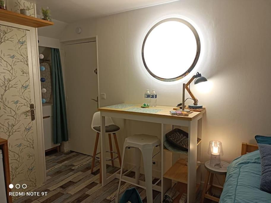 Studio Magnifique: Central City Retreat with AC & Bike Options Montargis Exterior photo
